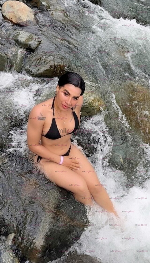 FOTOS DE COSTEÑA ENCANTADORA TRAVIESA Y AGRADABLE.