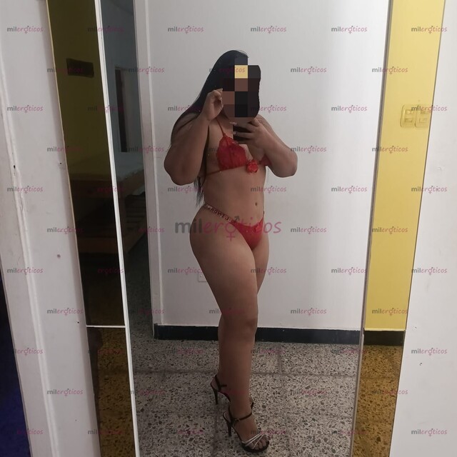 FOTOS DE SCARLET VETERANA ARRECHA COMPLACIENTE BESOS NEGRO, ANAL ,PENETRACION.