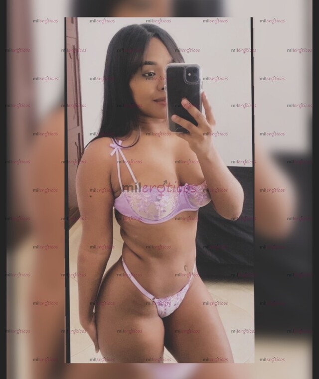 FOTOS DE JOVEN Y HERMOSA MORENA DE CUERPO NATURAL .DISPONIBLE