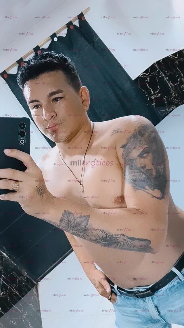 FOTOS DE CHICO BLANCO, ALTO AGARRADITO CALIENTE EXÓTICO