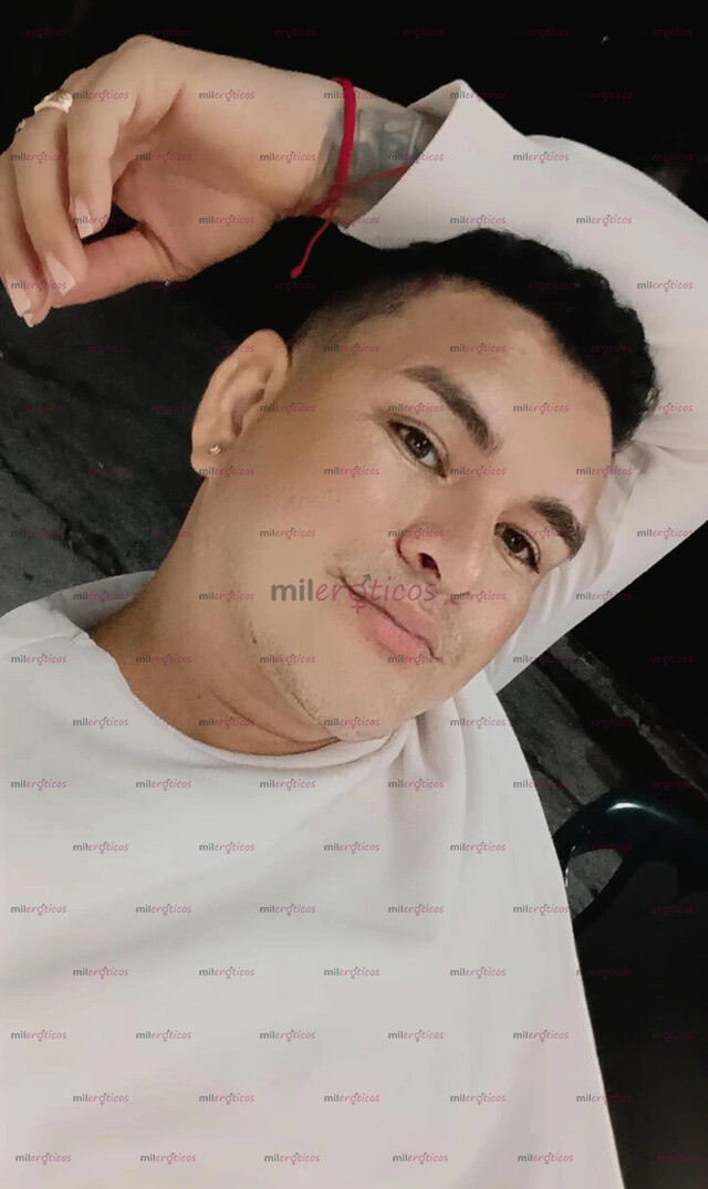 FOTOS DE CHICO BLANCO, ALTO AGARRADITO CALIENTE EXÓTICO