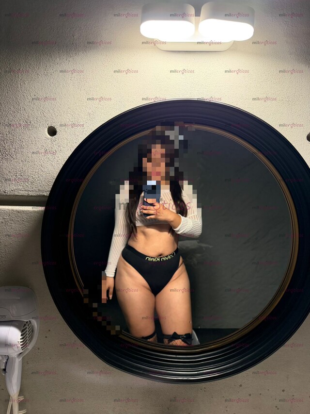 FOTOS DE GUERITA LINDA NALGAS BIEN PARADAS Y CLITORIS CERRADITO QUE APRIETA