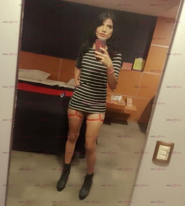 FOTOS DE CACHONDA DISCRETA Y MUY CALIENTE VIOLETA