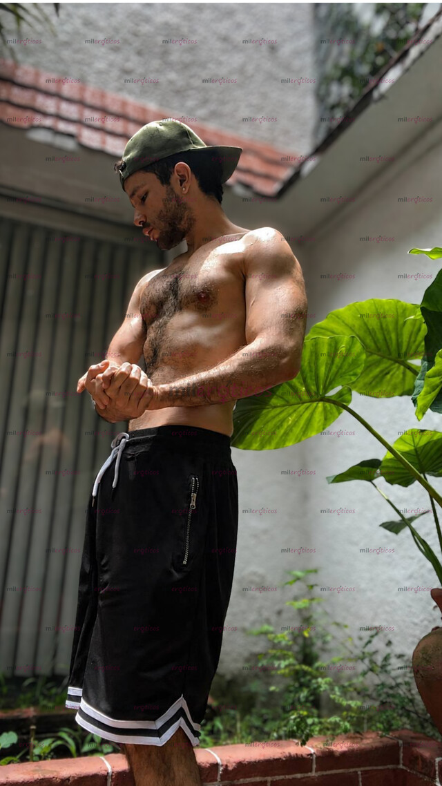 FOTOS DE MEXICANO XL CON UNA VERGA LECHERA DISPONIBLE AHORA MISMO