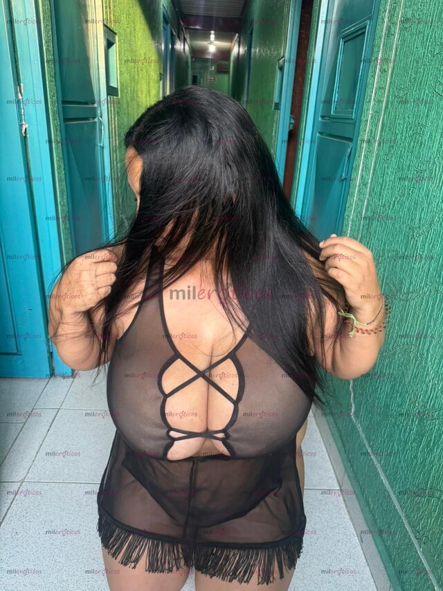 FOTOS DE TE GUSTA LAS TETAS GRANDES VEN DERRAMATE EN MIS RICAS TETAS