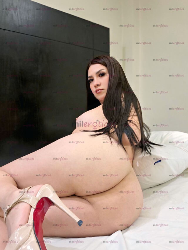 FOTOS DE HOLA MI NOMBREES CRISTAL, UNICA Y FAVORITA MUÑEQUITA TRANS