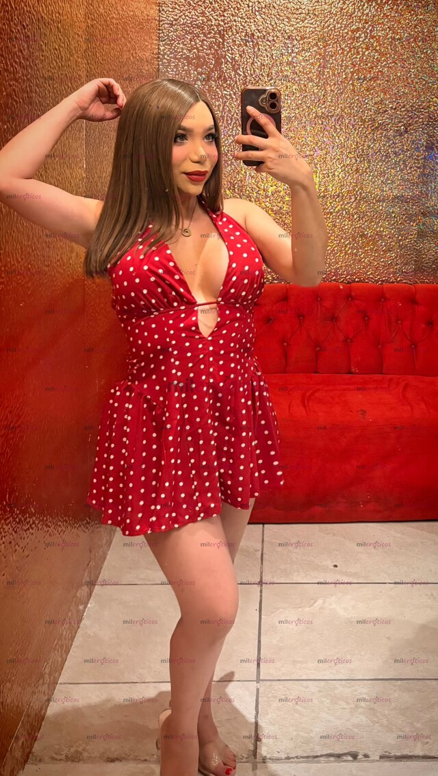 FOTOS DE HERMOSA , SEXY Y DOTADA NIÑA TRANS .. SERVICIO VIP .. CUENTO CON LUGAR