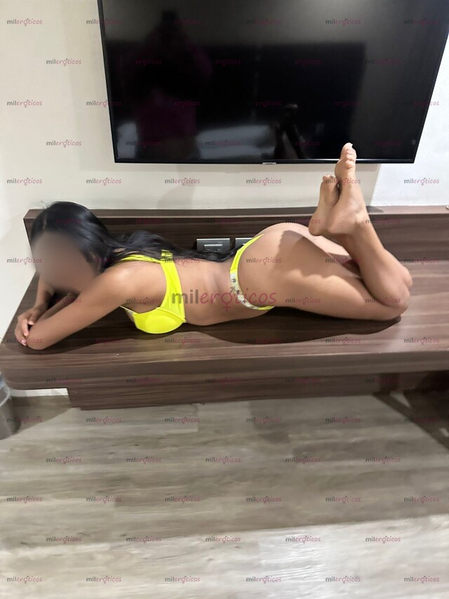 FOTOS DE SHANTAL BELLISIMA UNIVERSITARIA DE 18 AÑOS, DELGADITA, SUPER CACHONDA DISPONIBLE
