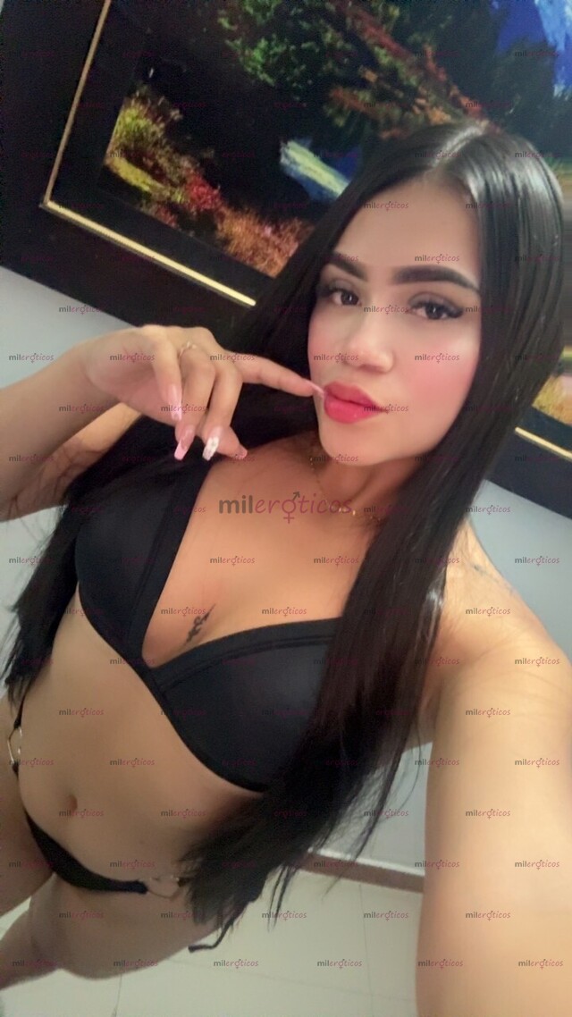 FOTOS DE JULIANA SEDUCTORA Y SEXI TU PELINEGRA MULATA CON BUENAS CURVAS