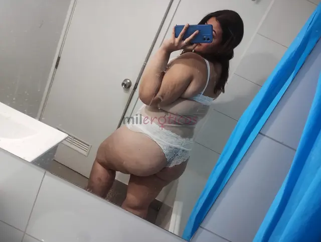 Hola mis amores soy andreina estoy de vuelta en santiago lista y dispuesta a complacerte al maximo quieres disfrutar de un encuentro inolvidable amor...