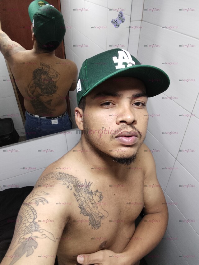 FOTOS DE HOLA SOY ANDRÉS CHICO MORENO VERSÁTIL VERGON 20 CM VEN Y DISFRUTA DEL PLACER