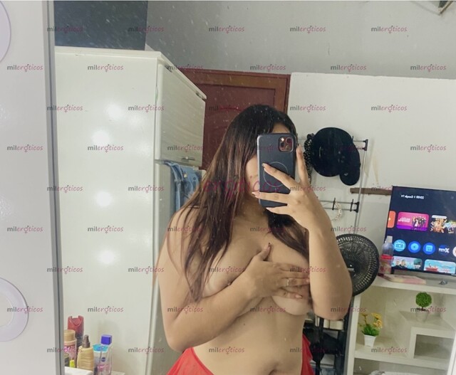 FOTOS DE AMOROSA NOVIA CON DELICIOSAS CURVAS Y QUITA ESTRÉS RICO MASAJITO