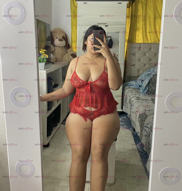 FOTOS DE AMOROSA NOVIA CON DELICIOSAS CURVAS Y QUITA ESTRÉS RICO MASAJITO