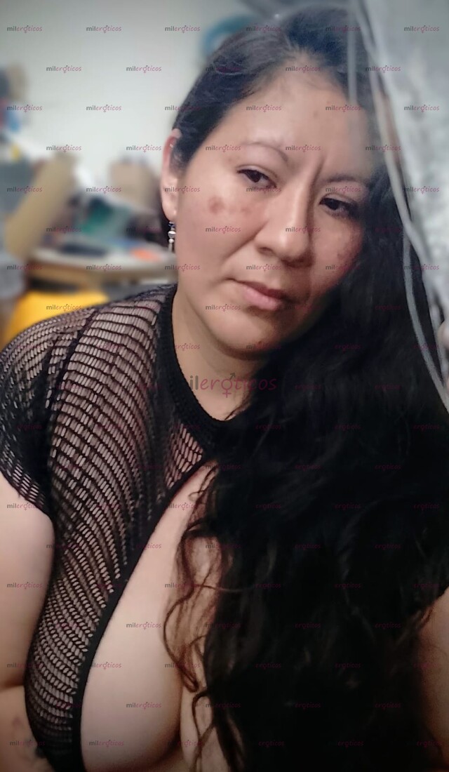 FOTOS DE VEN A PROBAR MIS DELICIOSOS PECHOS ENORMES Y NATURALES