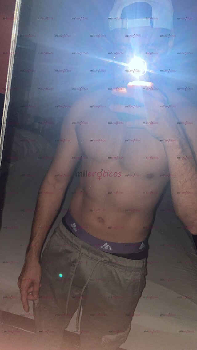 FOTOS DE JOVEN PROFESIONISTA SERVICIO VIP EXCLUSIVO SOLVENTES