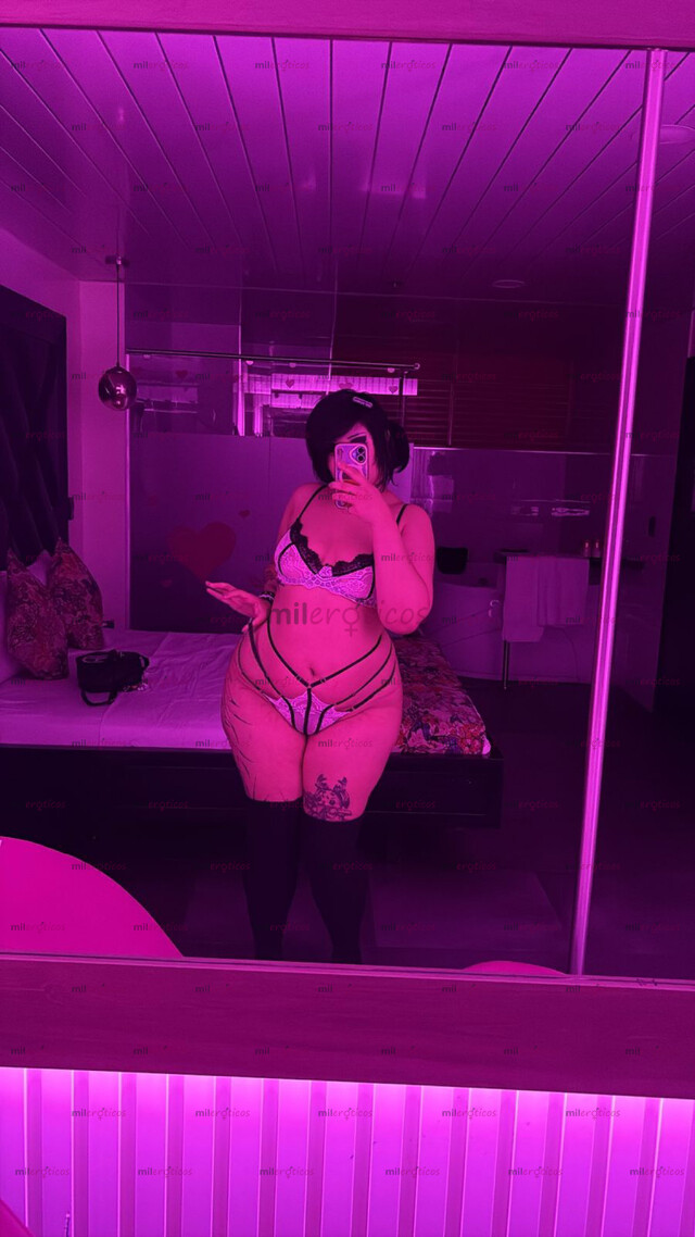 FOTOS DE DISPONIBLE EMO NALGONA Y DE BUENAS PIERNAS CON SITIO Y DOMICILIOS DESDE 80K