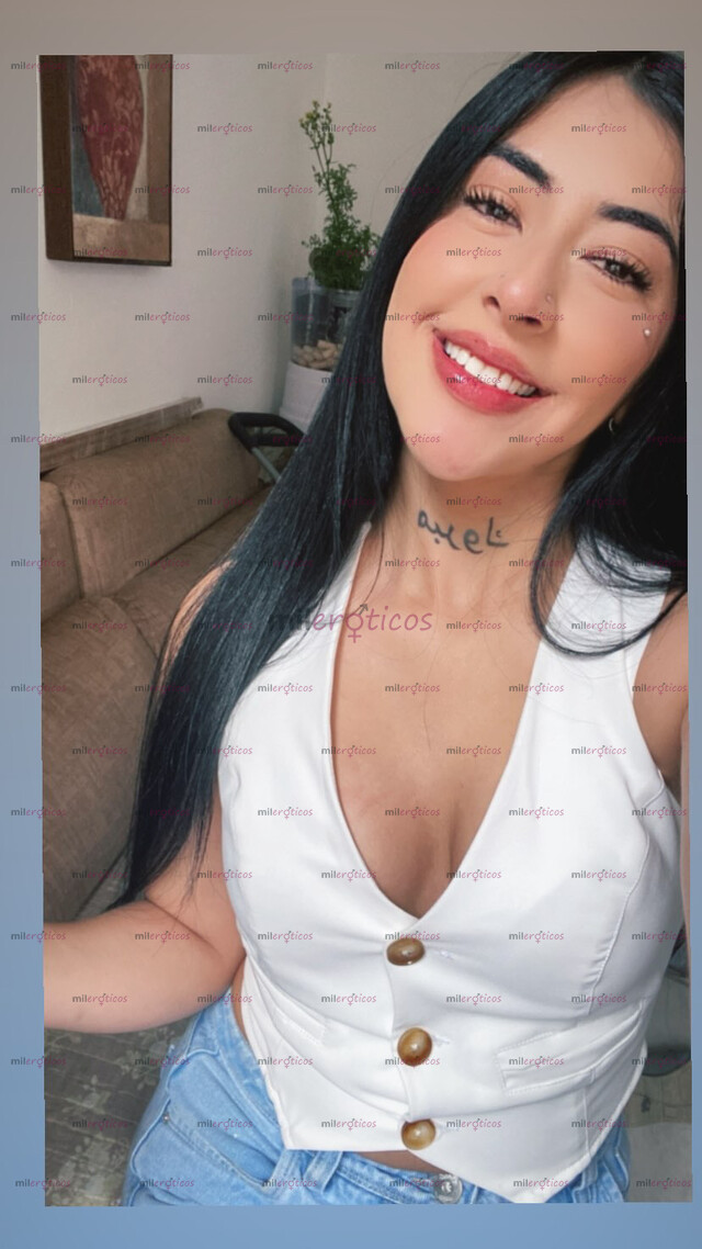 FOTOS DE MARIANA, 23 AÑOS: UNA COMBINACIÓN IRRESISTIBLE DE FEMINIDAD Y DULZURA.