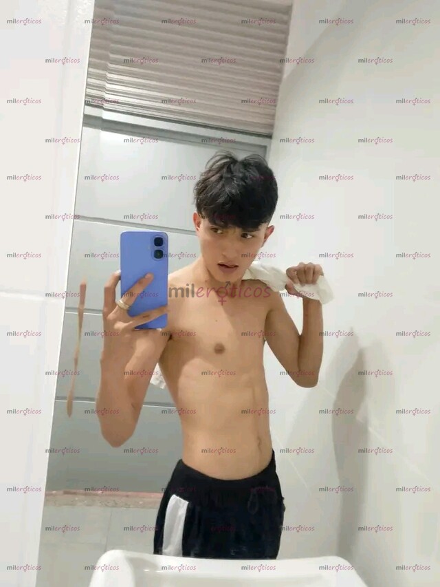 FOTOS DE JOVEN POLLITO DISPONIBLE PARA COMPLACERTE SEXUALMENTE