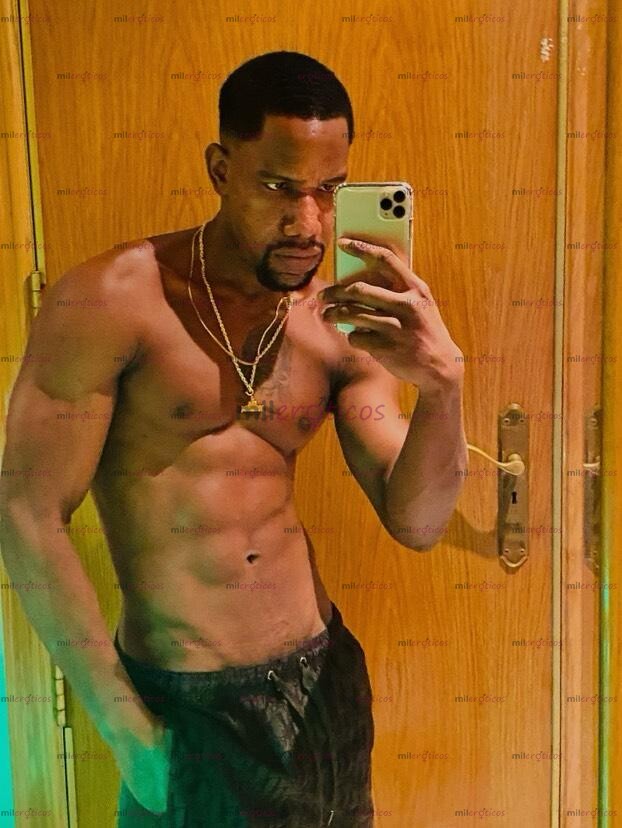 FOTOS DE MACHOTE NEGRO VERGO PARA PASIVO CON SITIO Y GANAS DE LECHE
