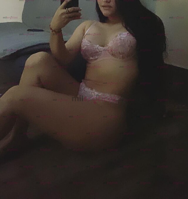 FOTOS DE MAFE UNA CHICA COMPLACIENTE PELI NEGRA CABELLO LARGO Y VOLUPTUOSA