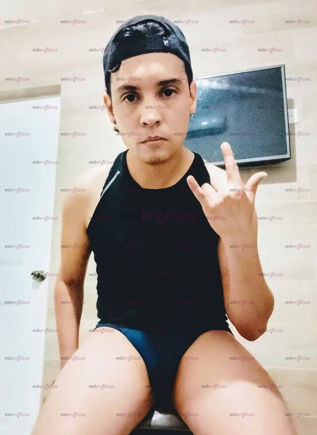 FOTOS DE CARLOS JOVEN INTER CARISMÁTICO MASAJISTA ESCORT CON LUGAR