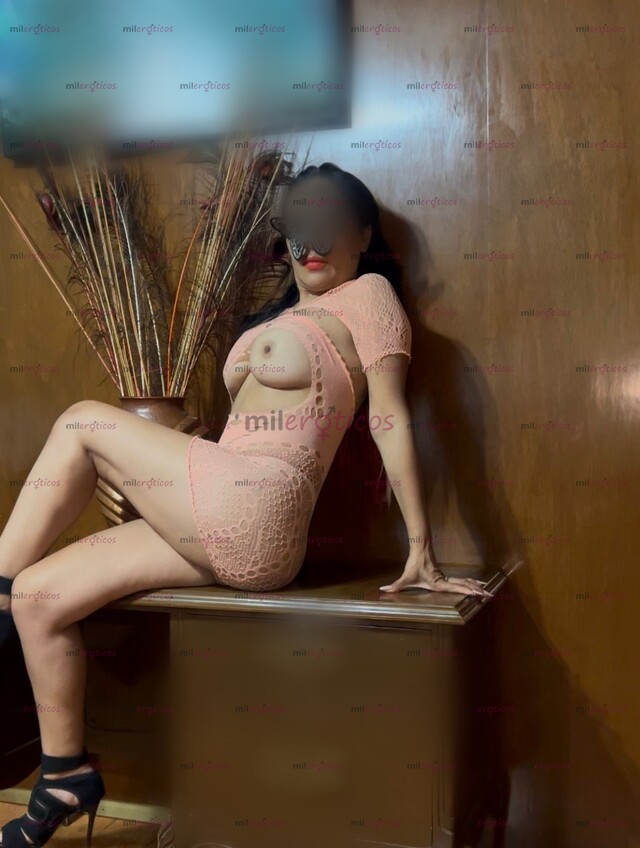 FOTOS DE MANOS MAGICAS CUERPO DE DIOSA...SOY MIA Y TAN TUYA COMO DESEAS PRUEBAME