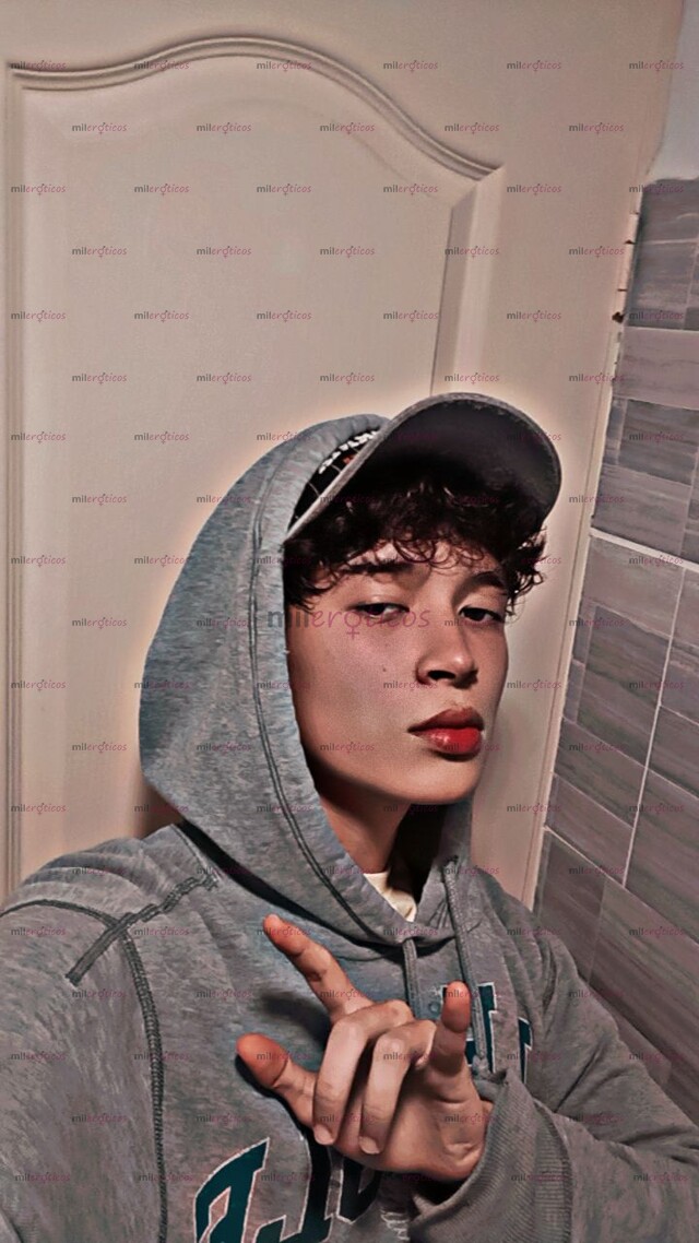FOTOS DE JOVEN, COMPLACIENTE QUE TE HARÁ MOJAR Y TE HARÁ SENTIR TODO EL PLACER