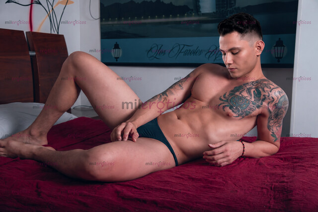 FOTOS DE LOUIS MODELO DE TALLA INTERNACIONAL DE VISITA EN TU CIUDAD