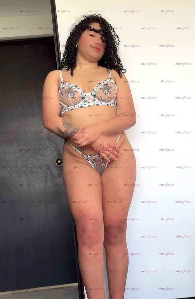 FOTOS DE ENCANTADORA MORENA DE CURVAS PERFECTAS NUEVA EN EL SECTOR
