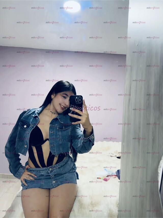 FOTOS DE MARIANA, 23 AÑOS: UNA COMBINACIÓN IRRESISTIBLE DE FEMINIDAD Y DULZURA.