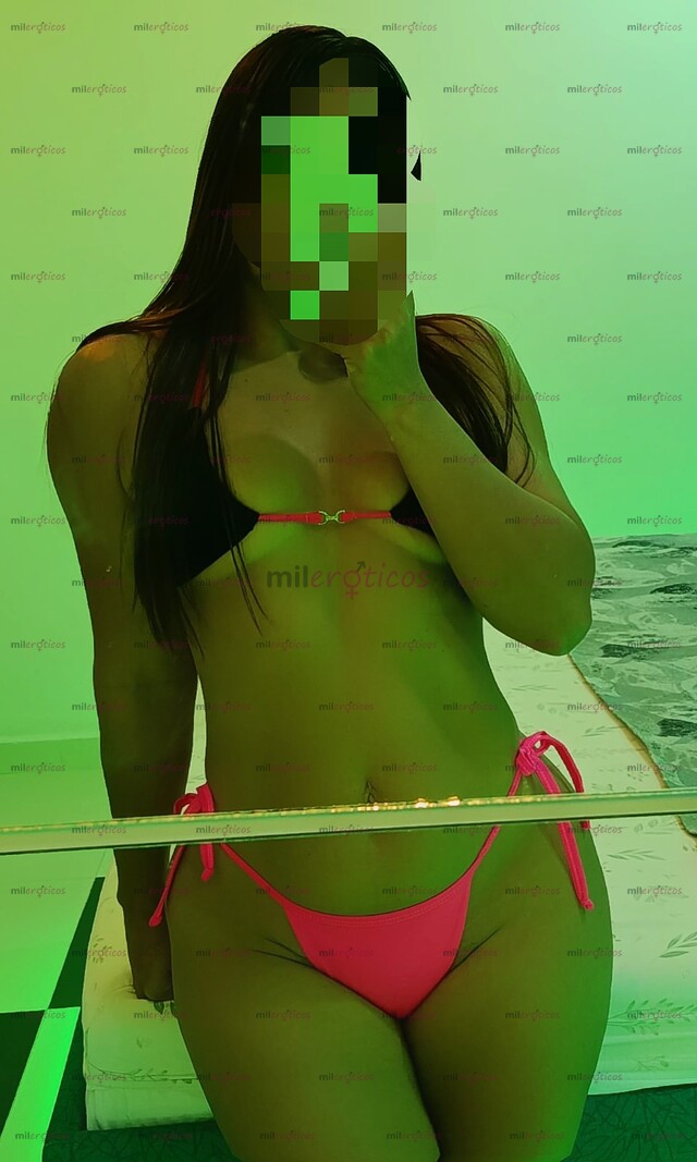 FOTOS DE CALIENTE MORENITA ADICTA AL SEXO FULL ANAL