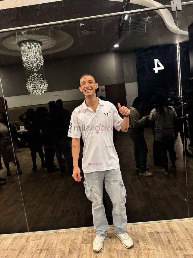 FOTOS DE ESCRÍBEME Y TE CONSIENTO BIEN RICO AMOR SOY EL HOMBRE QUE NECESITAS