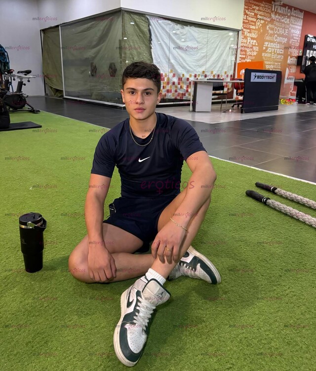 FOTOS DE TWINK CON SITIO BUEN CUERPO Y PENE ADICTO AL SEXO EN TU CIUDAD