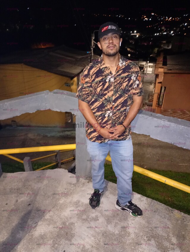 FOTOS DE SEDUCTOR ATRACTIVO Y MUCHA PASIÓN, DOTADO DE PLACER
