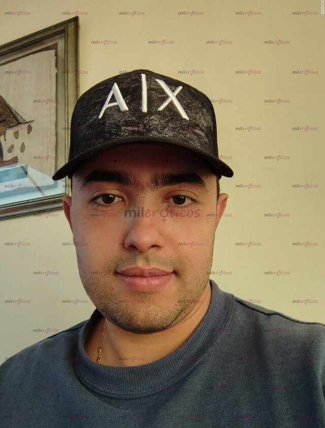 FOTOS DE SEDUCTOR ATRACTIVO Y MUCHA PASIÓN, DOTADO DE PLACER