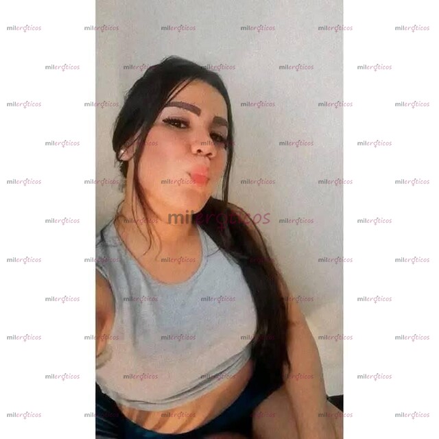 FOTOS DE HERMOSA NIÑA TRANS, TRAGONA Y AGUANTADORA, A TU RICA VERGA VEN BB