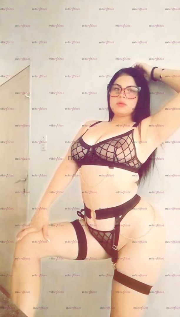 FOTOS DE CERO TIMIDEZ, MORBO TOTAL Y GANAS ACUMULADAS. TE ESPERO EN MI PRIVADO