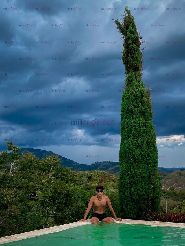 FOTOS DE HOMBRE DE 26 AÑOS DISCRETO CON VIDA DE HETERO PASIVO
