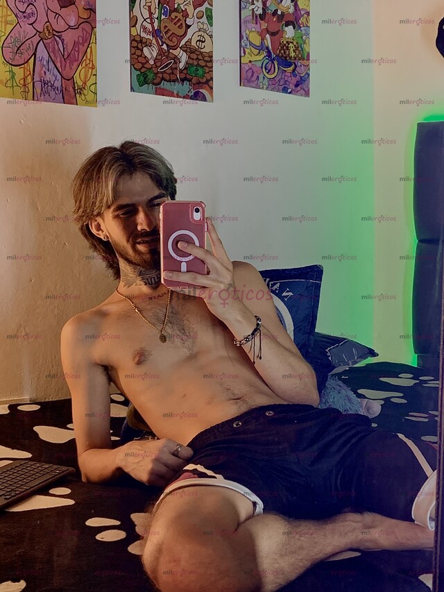 FOTOS DE JOVEN SERIO VERS PASIVO. TENGO SITIO, PINTA Y ARRECHO