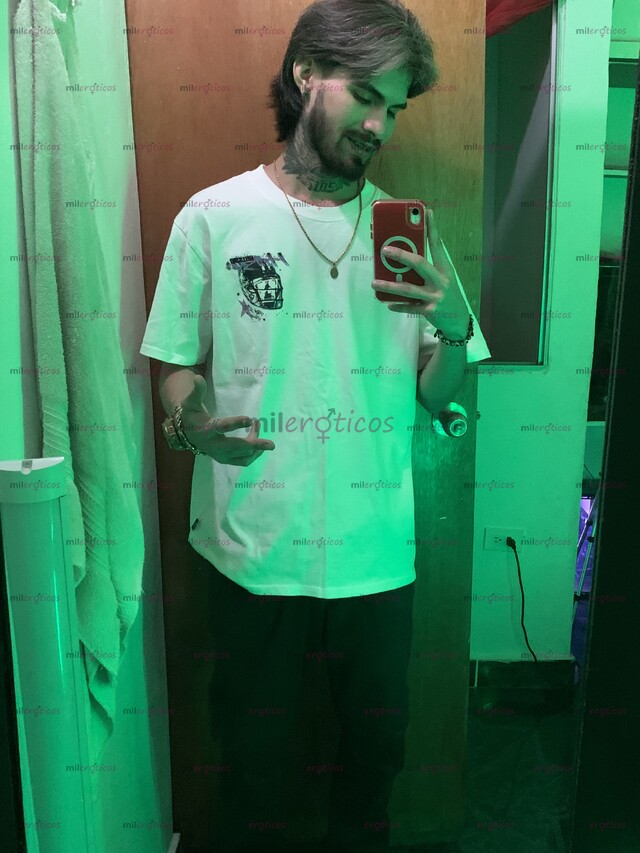 FOTOS DE JOVEN SERIO VERS PASIVO. TENGO SITIO, PINTA Y ARRECHO