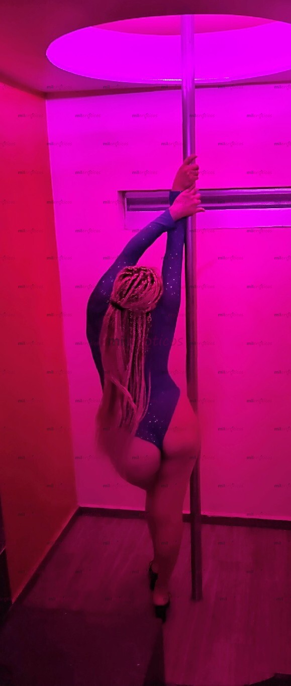 FOTOS DE MORENITA PIEL CANELA BONITA Y COMPLACIENTE DISPUESTA A CUMPLIR TUS FANTASIAS
