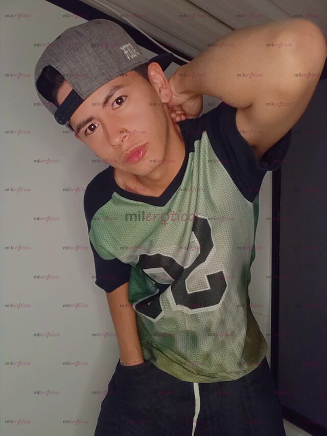 FOTOS DE CABALLERO JOVEN DISCRETO MASCULINO DOMINANTE, ATENTO Y SIN TABÚES