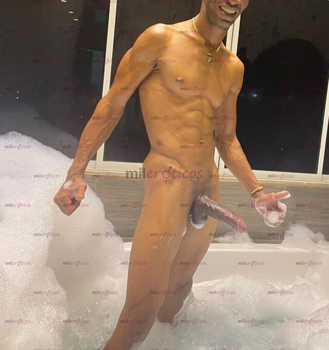 FOTOS DE MORENO VERGON DE 24CM ROMOE CULO FISPUESTO CON ACTITUD Y OACION EN COMPLACERTE Y
