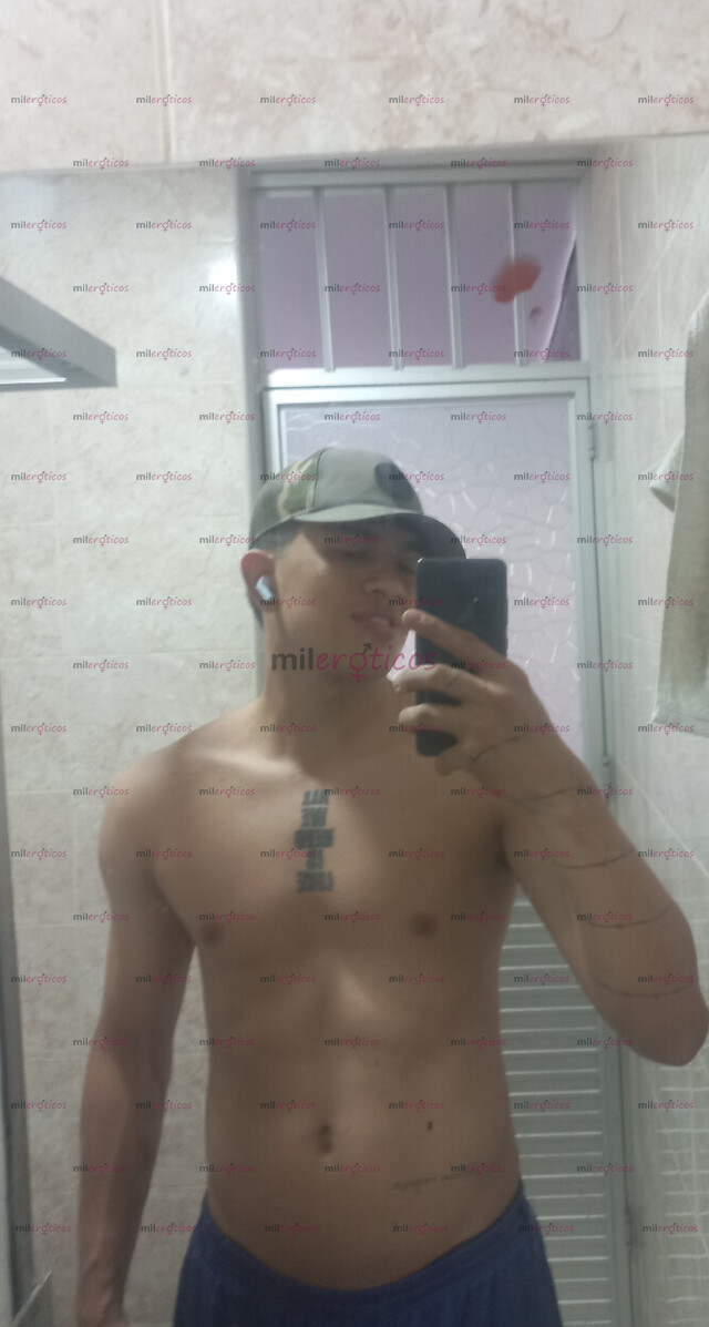 FOTOS DE HOLA SOY OUSTIN, MIDO 1.74, Y ESTOY LISTO PARA PASAR UN BUEN RATO CONTIGO
