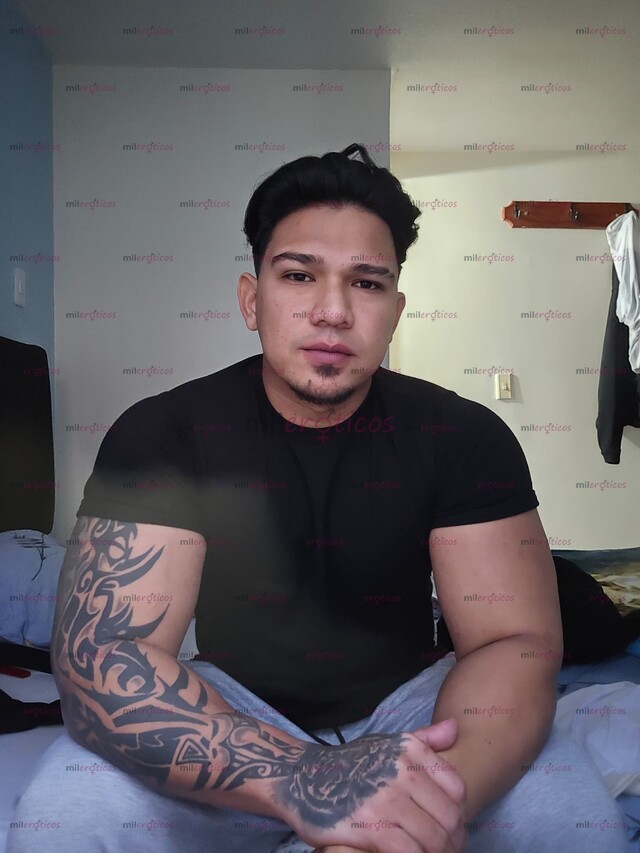 FOTOS DE MACHO EXCLUSIVO, GANOSO DE ROMPER CULO, ME DAS EL TUYO?