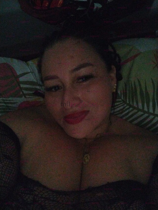 FOTOS DE LLEGUÉ CABALLONA CARA BONITA Y SENOS GRANDES PARA UNA RICA PAJA RUSA