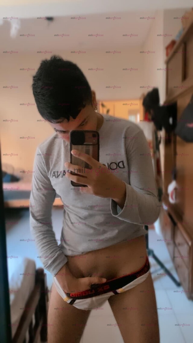 FOTOS DE JOVENCITO CALIENTE Y LECHOSO DISPONIBLE LAS 24 7