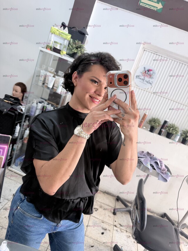 FOTOS DE LINDA TRAVESTÍ GOLOSA Y MUY COMPLACIENTE CON LUGAR