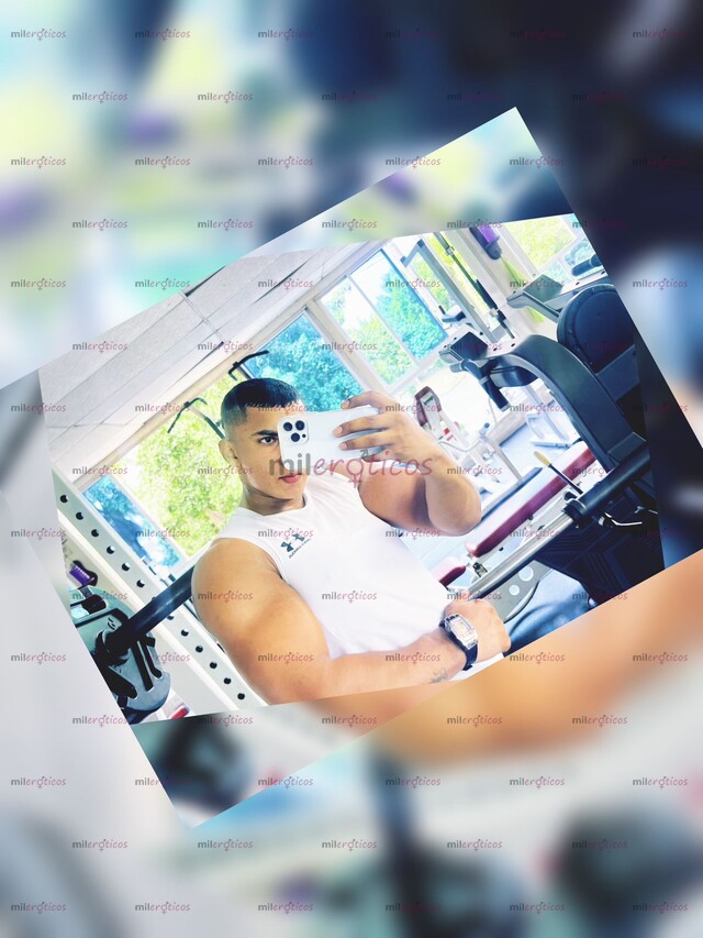 FOTOS DE JOVEN ATRACTIVO CON 21 CENTÍMETROS Y MUCHA LECHE HOMBRES DE GYM