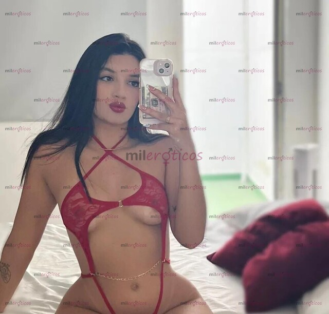 FOTOS DE VICTORIA , JOVENSITA PIEL CANELA CON UN CULO DELICIOSO